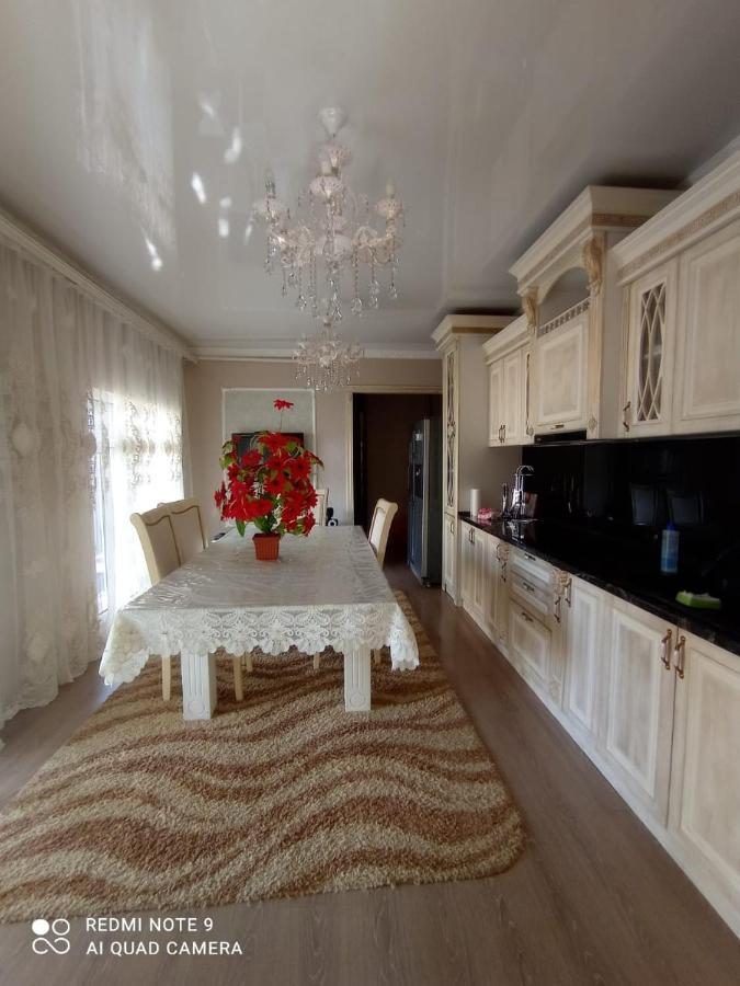 Милый Дом Apartment Tokmok Ngoại thất bức ảnh