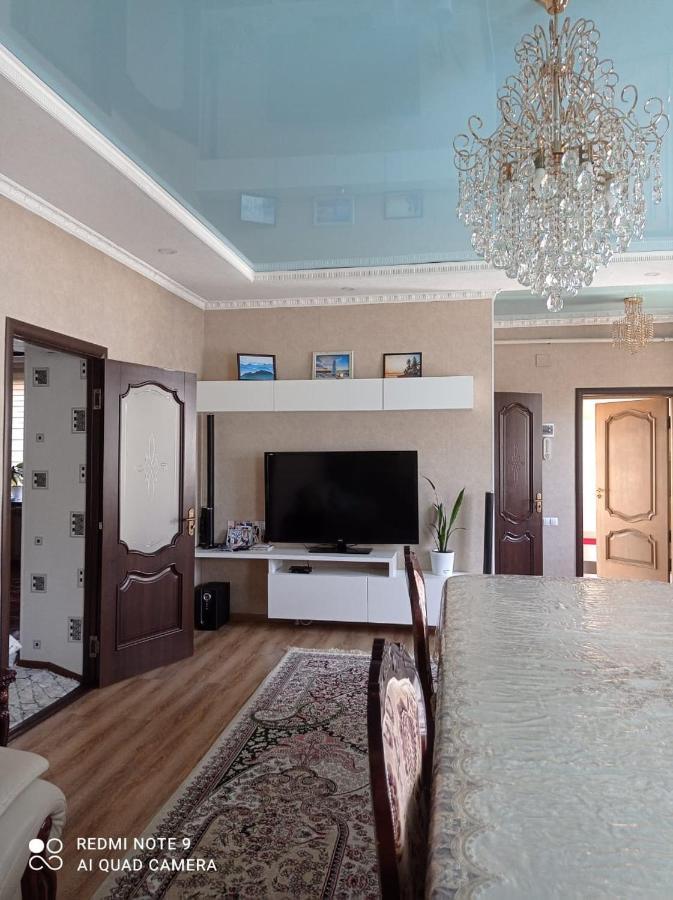 Милый Дом Apartment Tokmok Ngoại thất bức ảnh
