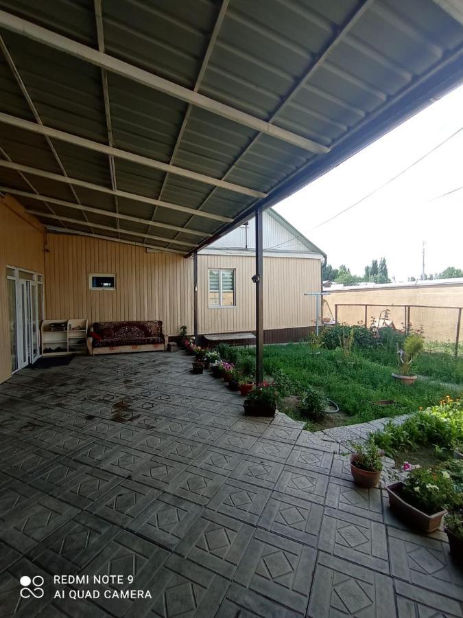 Милый Дом Apartment Tokmok Ngoại thất bức ảnh