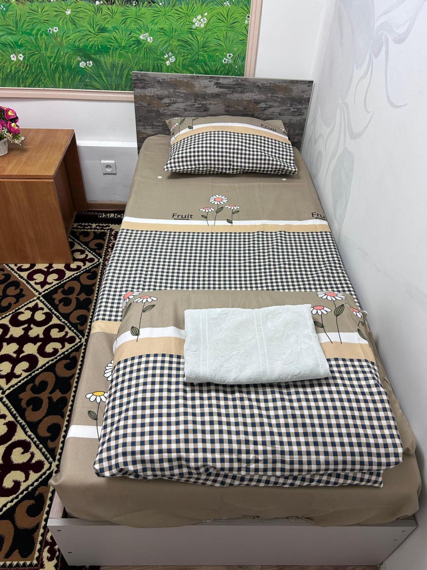 Милый Дом Apartment Tokmok Ngoại thất bức ảnh